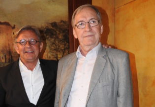 6915Vino je Božansko piće – jedno drugačije promišljanje o vinu –